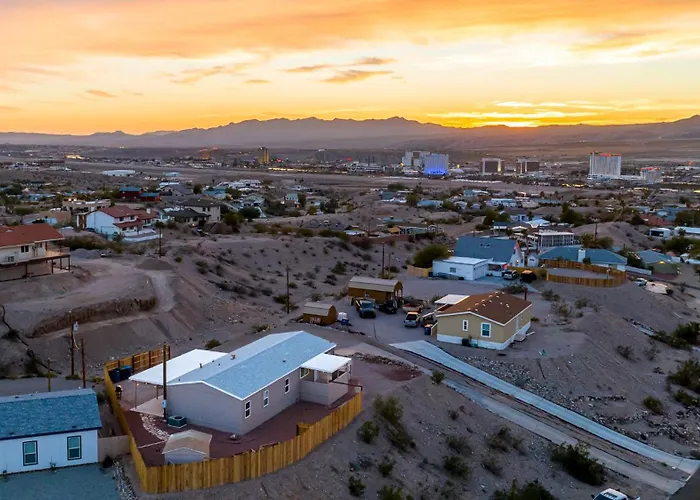 Сasa de vacaciones Near Laughlin Casinos, Mountain Views, Sleeps 6 *