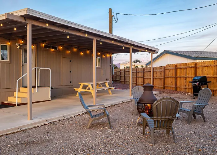 Near Laughlin Casinos, Mountain Views, Sleeps 6 Сasa de vacaciones