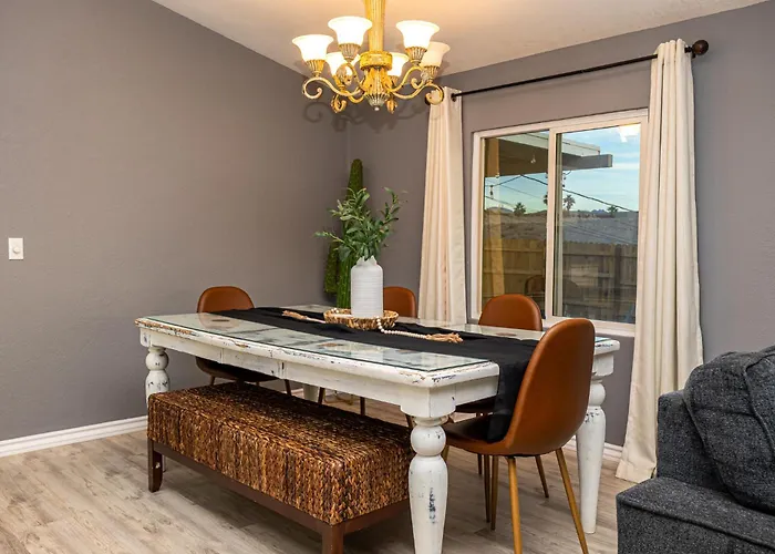 Near Laughlin Casinos, Mountain Views, Sleeps 6 Сasa de vacaciones Bullhead City