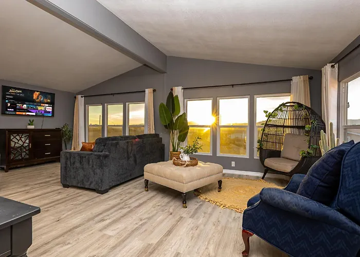 Сasa de vacaciones Near Laughlin Casinos, Mountain Views, Sleeps 6 *