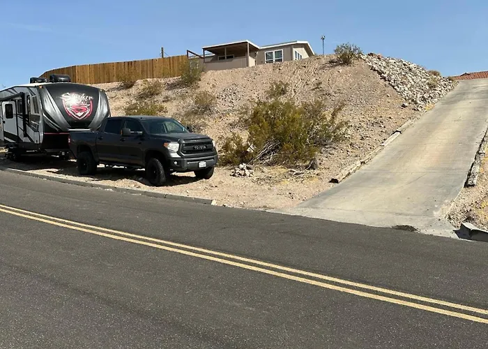 Near Laughlin Casinos, Mountain Views, Sleeps 6 Сasa de vacaciones *