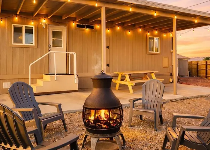 Near Laughlin Casinos, Mountain Views, Sleeps 6 * Bullhead City